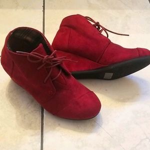 Boot wedge, maroon 7.5